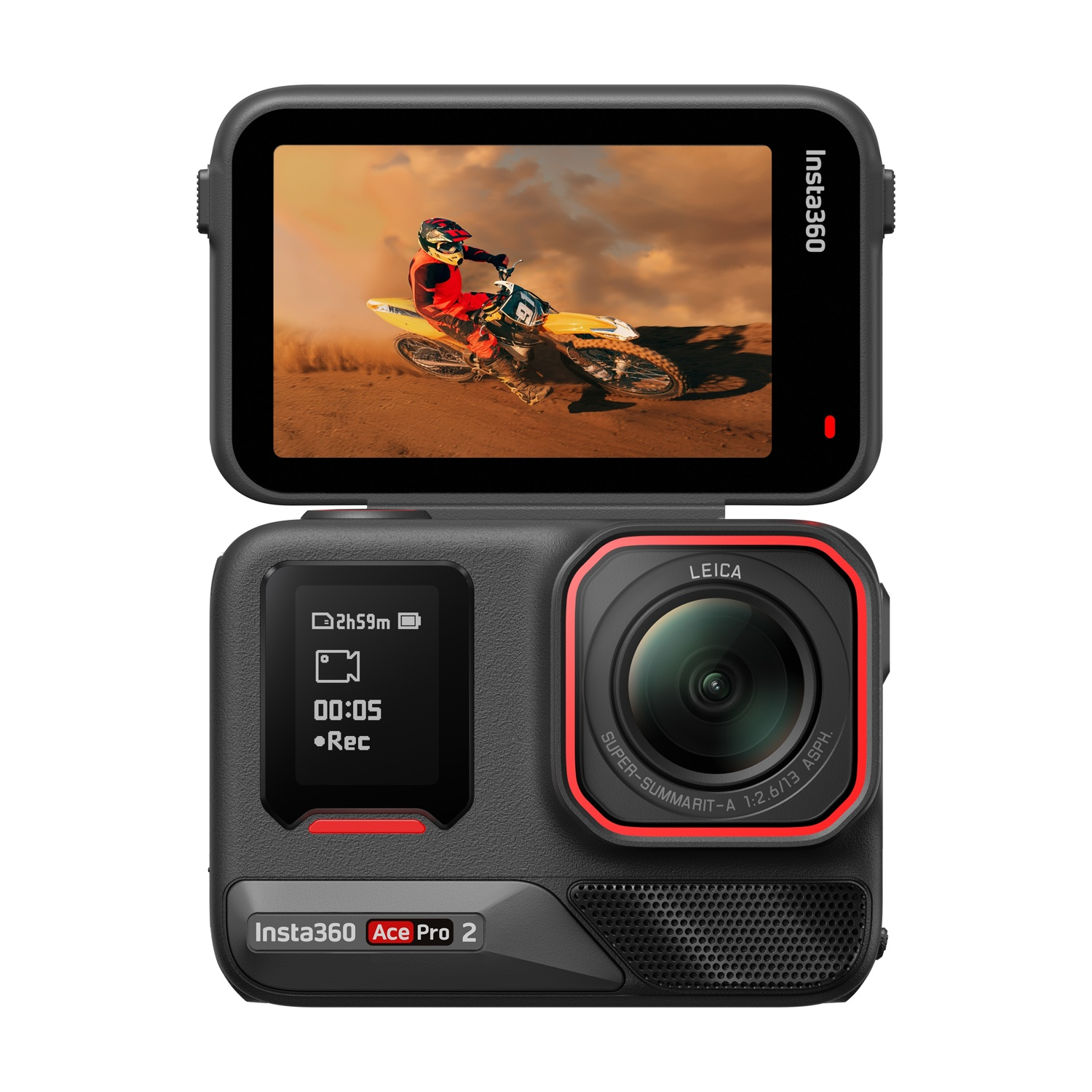 Una fotocamera Insta360 Ace Pro 2. Lo schermo mostra un pilota di motocross. La fotocamera ha un obiettivo Leica e sta registrando.