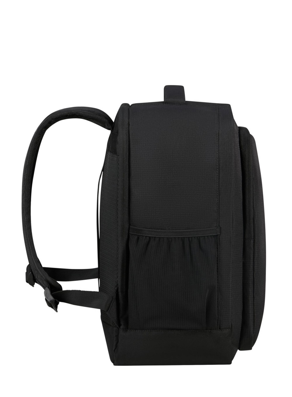 Czarny plecak pokazany z boku na białym tle. Ma zakrzywiony uchwyt i kieszeń.