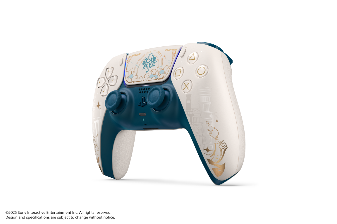 Biało-turkusowy kontroler PlayStation 5 ze złotymi akcentami. Posiada kwiatowe i architektoniczne wzory, przyciski i joysticki.