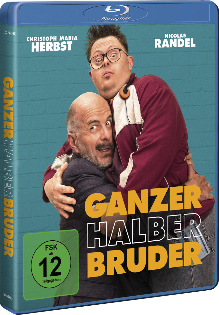 Blu-ray-Cover mit zwei Männern, die sich umarmen. Text: Ganzer Halber Bruder. Schauspieler sind Christoph Herbst, Nicolas Randel.