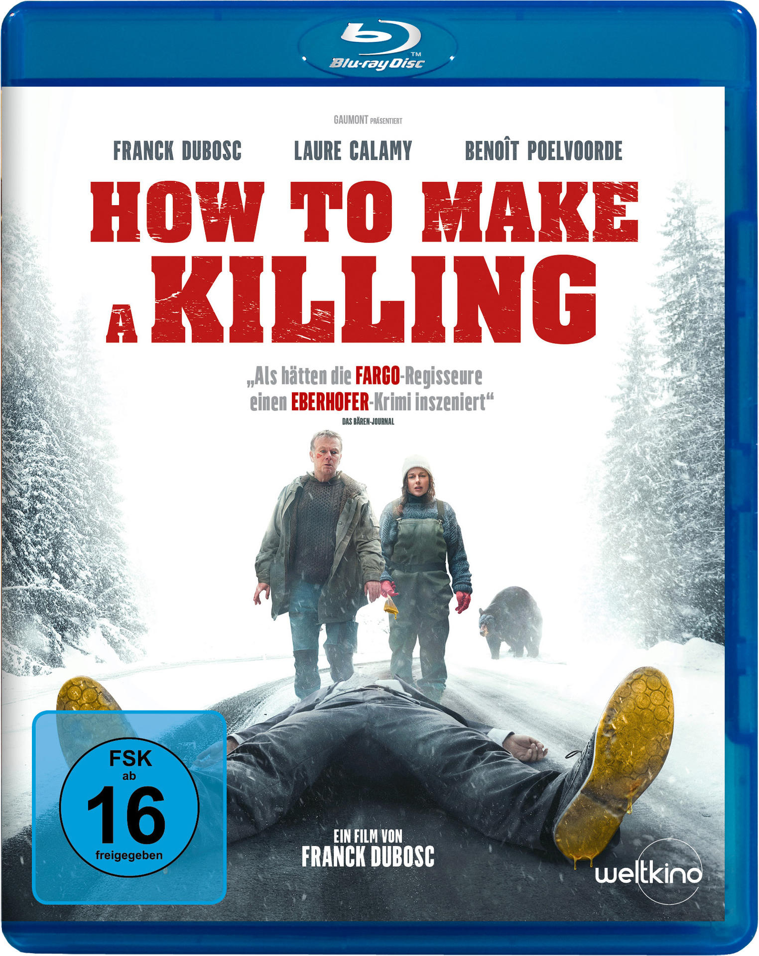 Blu-ray-Cover: How to Make a Killing. Zwei Personen gehen auf einer schneebedeckten Straße. Ein Bär ist hinter ihnen, und eine tote Person liegt auf der Straße.