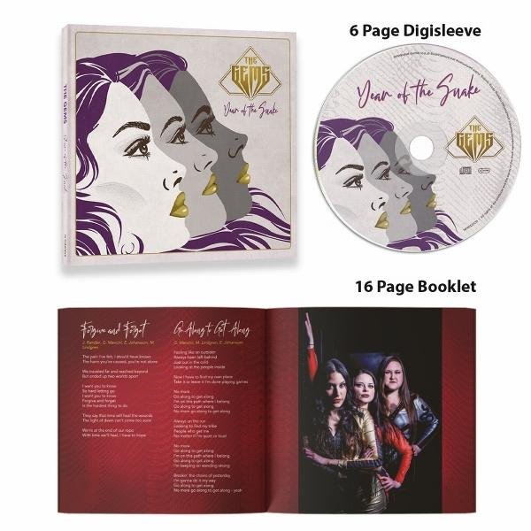 Albumcover: The Gems, Year of the Snake. Enthält Digisleeve, CD und Booklet. Zeigt Bandmitglieder und Songtexte.