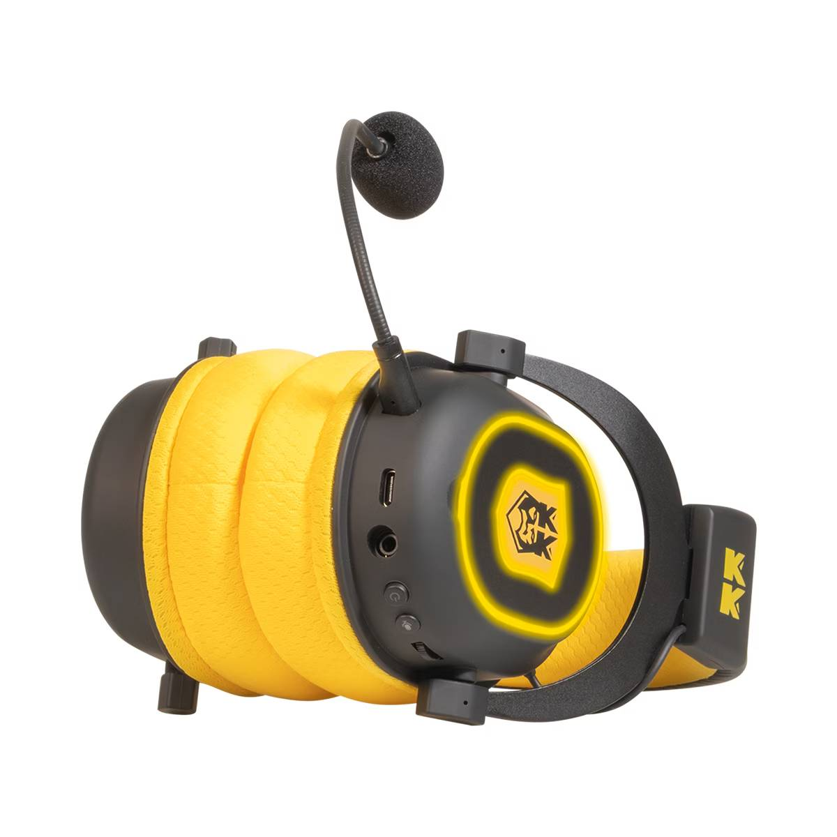 Unos auriculares gaming amarillos y negros con micrófono. Los auriculares tienen un logo con contorno amarillo.