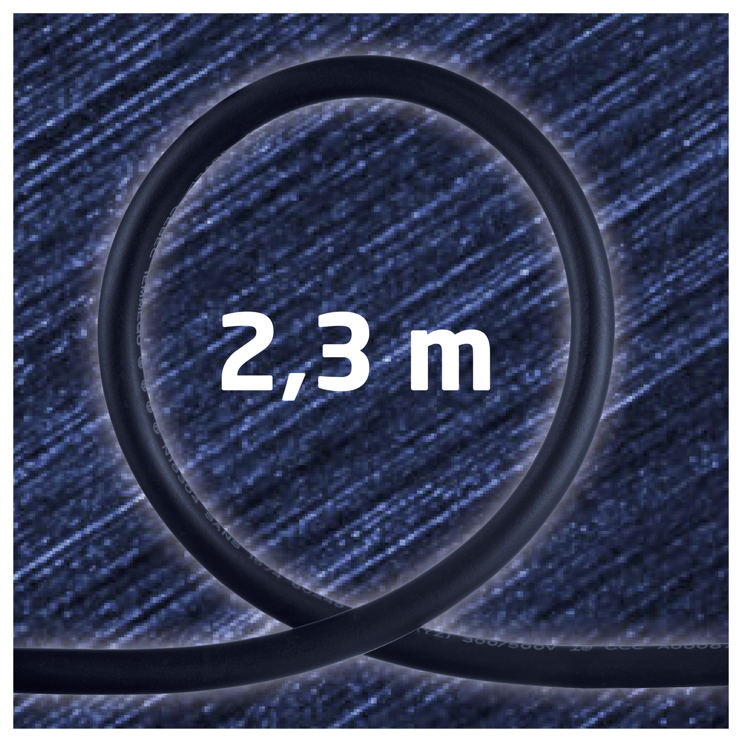 Un cable circular negro forma un bucle. El texto '2,3 m' está dentro del bucle. El fondo es una textura de mezclilla azul.