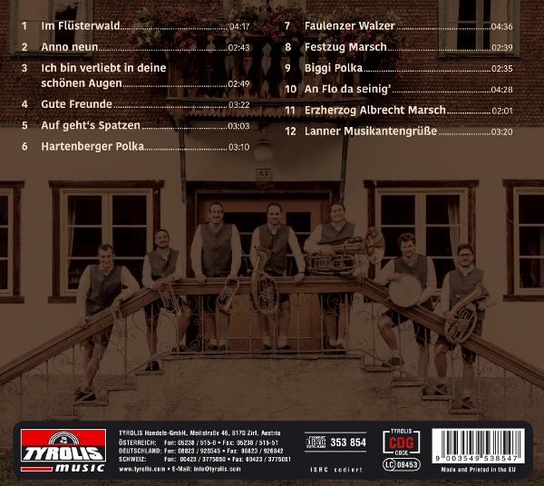 Eine Band in Tracht steht auf einem Balkon. Text listet Songtitel auf. Logo und Barcode sind unten.
