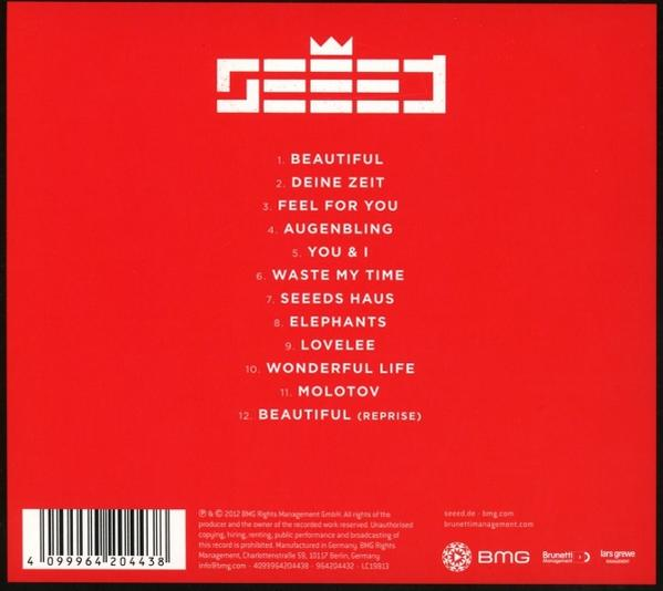 Rotes Albumcover mit weißem Text. Listet Songtitel auf. Enthält einen Barcode und Logos.