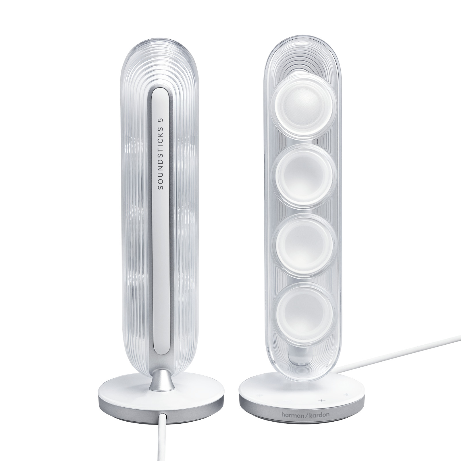 Zwei transparente Soundsticks 5 Lautsprecher. Einer zeigt die Vorderseite, der andere die Rückseite mit sichtbaren Lautsprechern.