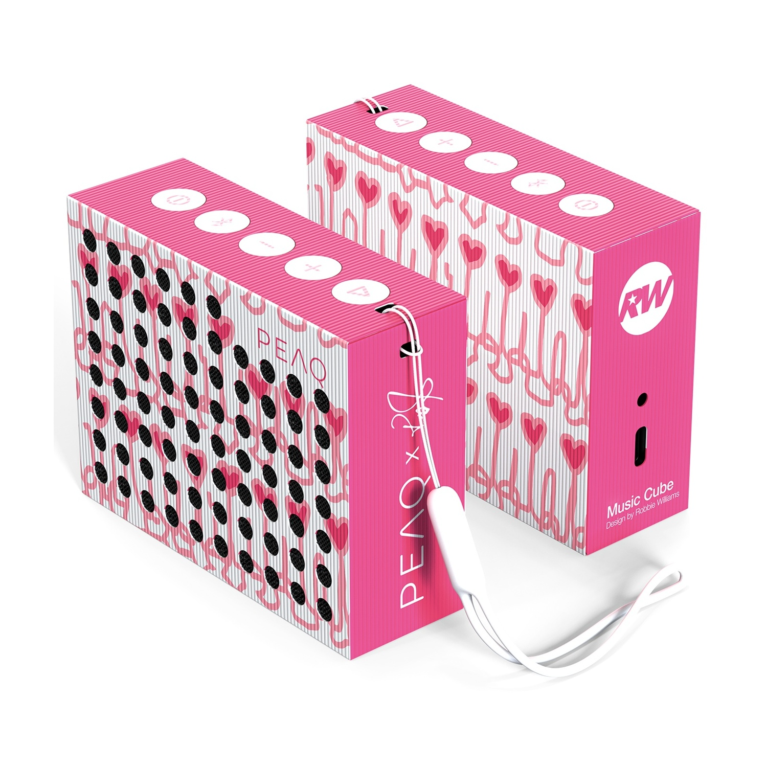 Due altoparlanti a cubo rosa con bottoni bianchi e motivo a cuore. Uno ha fori, l'altro un logo. Entrambi hanno cinturini bianchi.