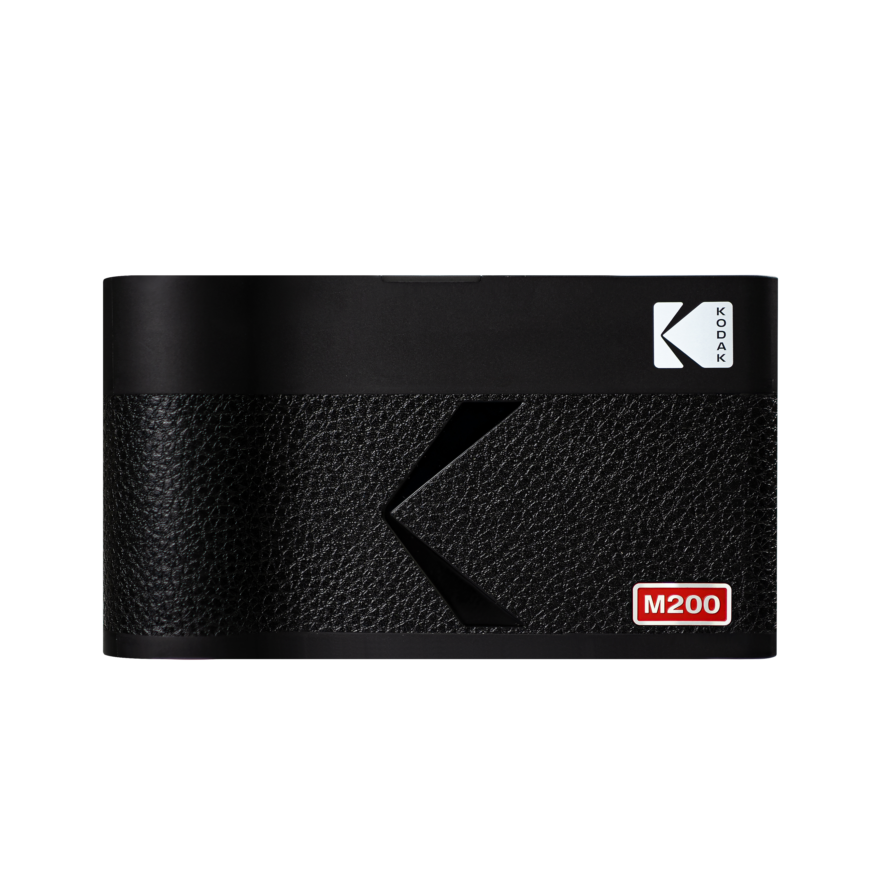 Siyah Kodak M200 fotoğraf makinesi. Beyaz Kodak logosu ve kırmızı M200 yazısı olan dokulu bir ön yüzü var.