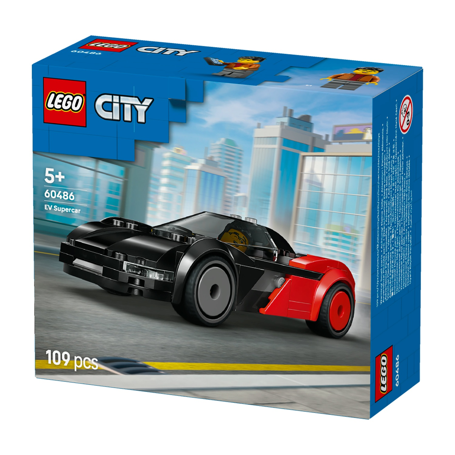 Una scatola Lego City mostra un'auto giocattolo EV Supercar nera e rossa. La scatola è blu con edifici della città sullo sfondo.