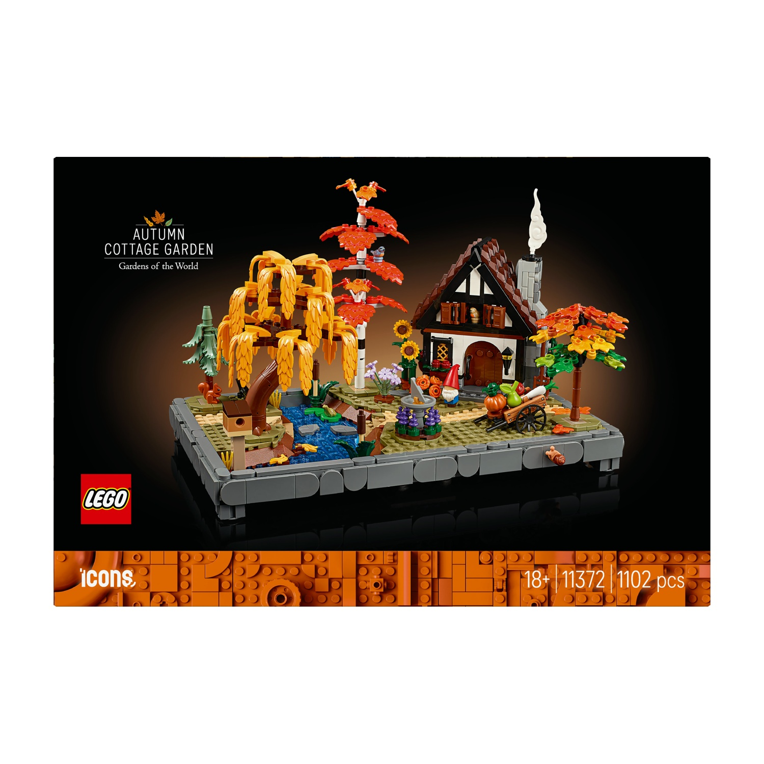Set Lego di un giardino di cottage autunnale. Presenta una casa, alberi, uno stagno e varie figure. Il set è in un'ambientazione autunnale.