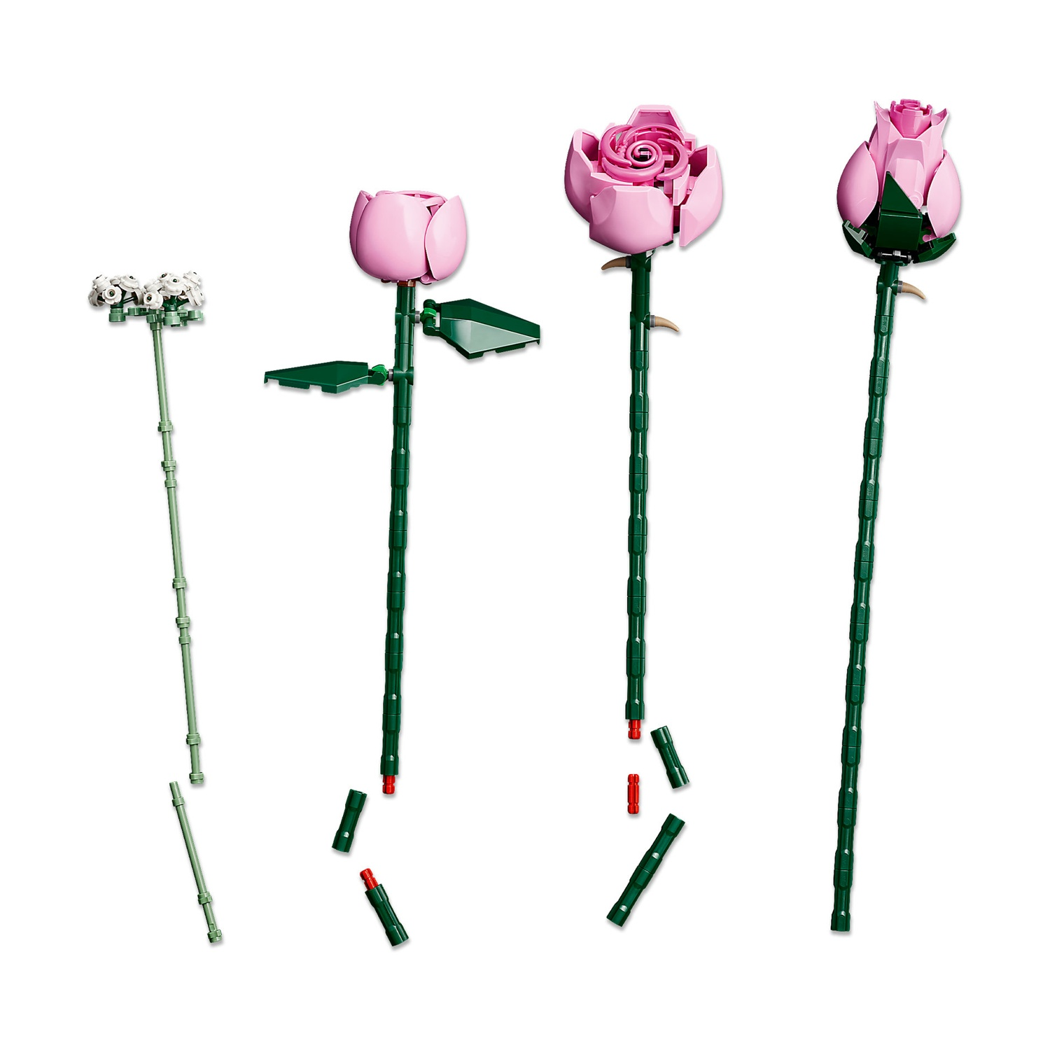 Quattro rose LEGO in diverse fasi di fioritura. Ognuna ha steli e foglie verdi, con boccioli e fiori rosa. Alcune sono smontate.