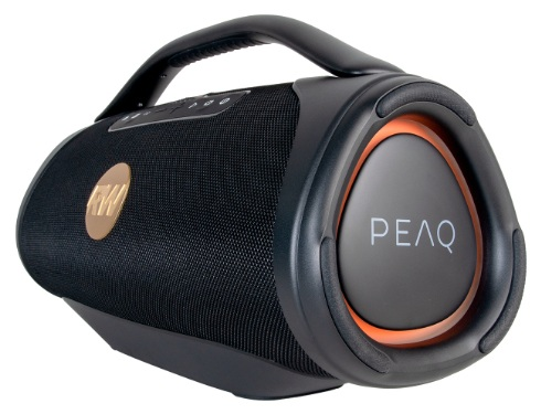 Czarny i szary głośnik z uchwytem, złotym logo i pomarańczowymi akcentami. Widoczna nazwa marki PEAQ.