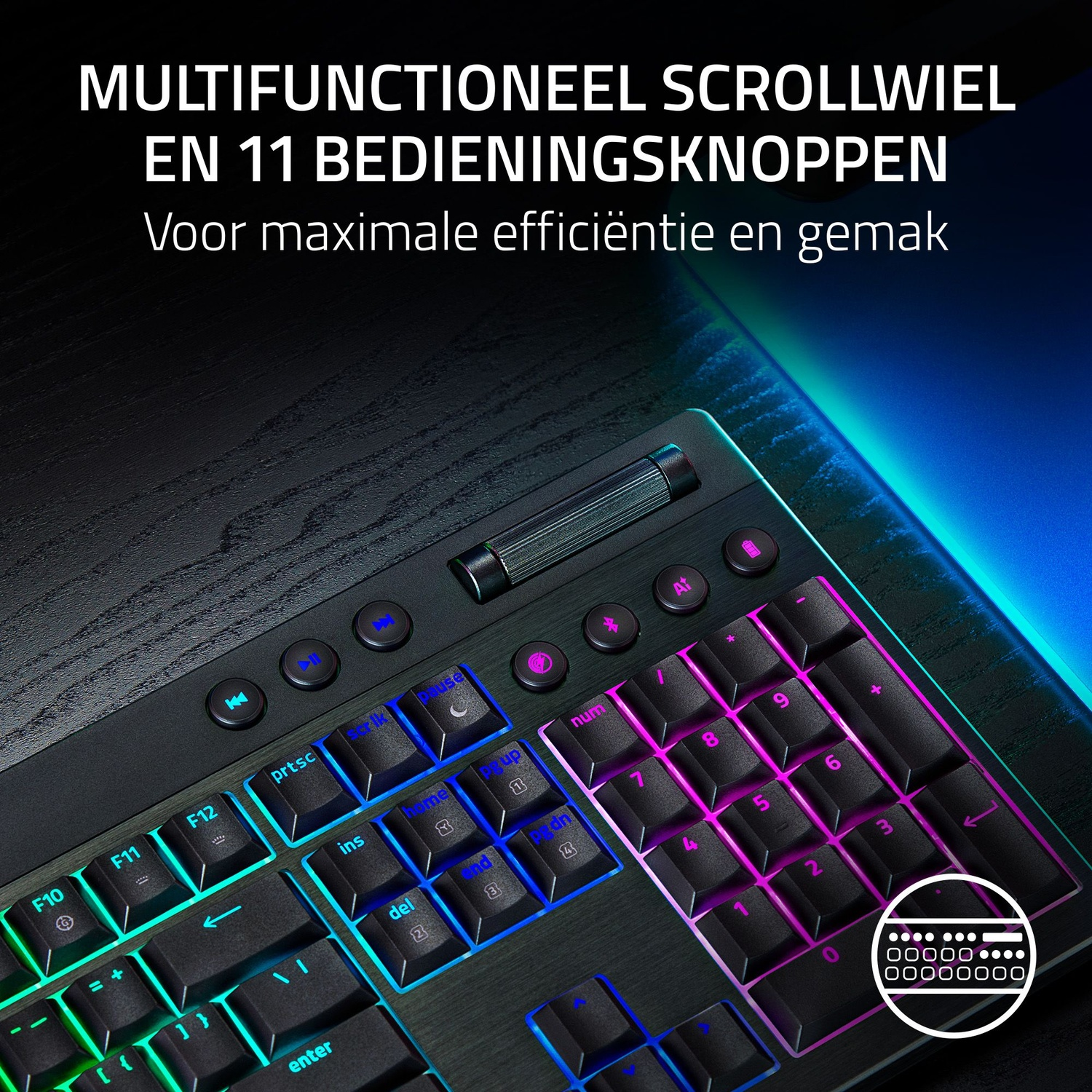Close-up van een gaming-toetsenbord met verlichte toetsen. Het toetsenbord heeft diverse functietoetsen en een scrollwiel, met een donkere achtergrond.