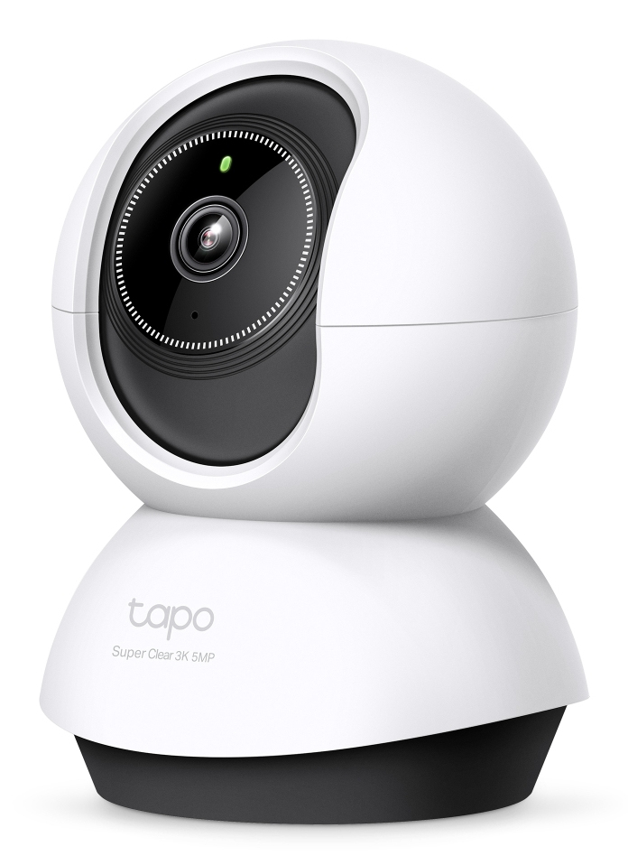 Una cámara de seguridad Tapo blanca y negra con lente, luz verde y el texto 'Super Clear 3K 5MP' en la base.