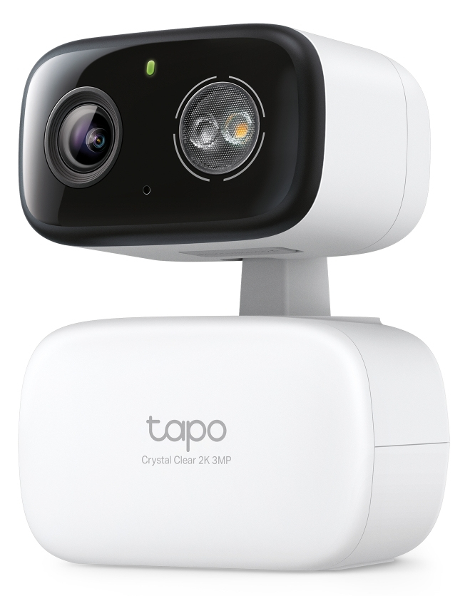 Cámara de seguridad Tapo blanca con parte superior negra. Tiene una lente de cámara, una luz y la marca 'tapo' en el frente.