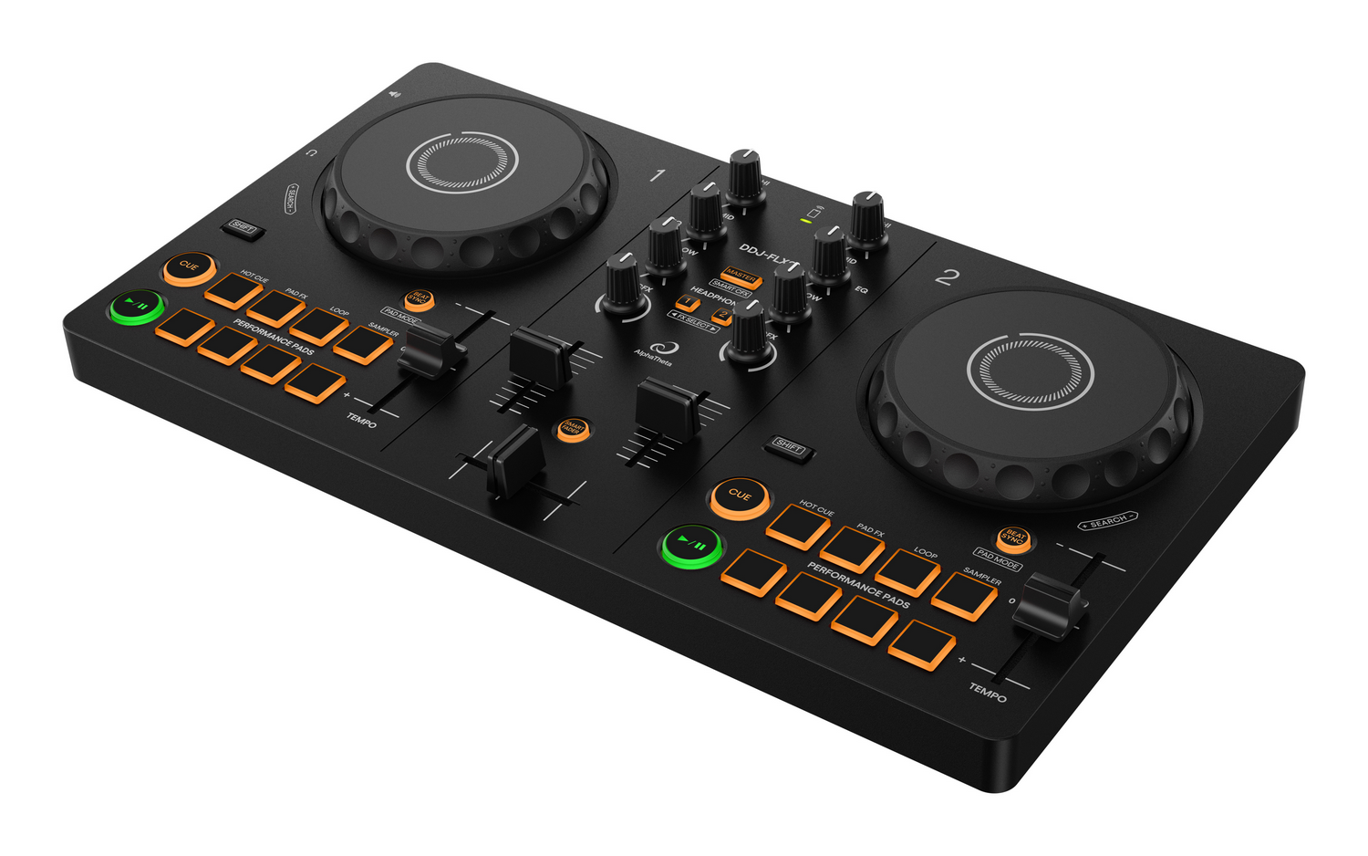 Controlador de DJ negro con dos jog wheels, botones, perillas y pads iluminados en naranja y verde sobre fondo blanco.
