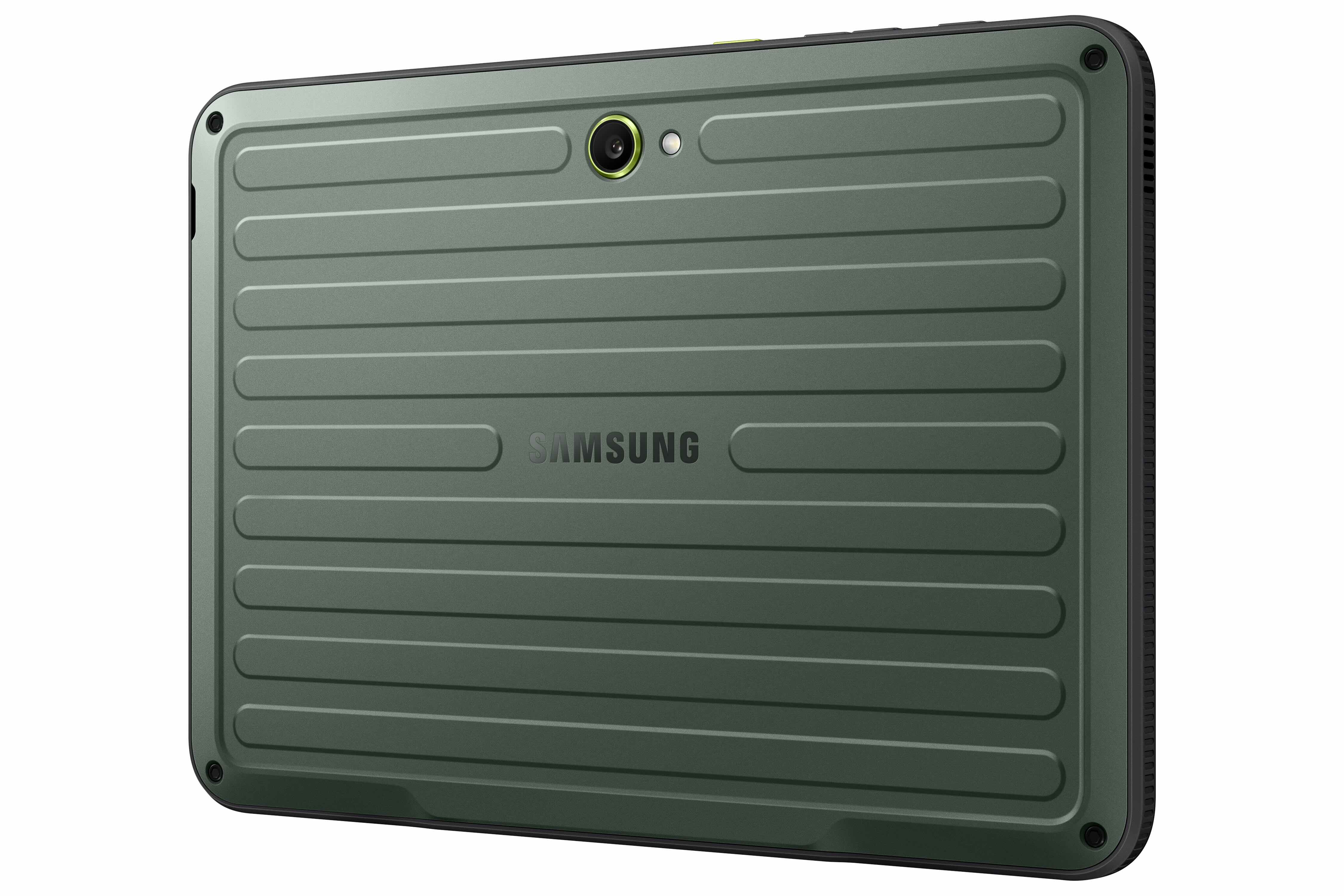 Tył tabletu Samsung w kolorze oliwkowym. Poziome linie, aparat i logo Samsung. Czarna ramka i przyciski.