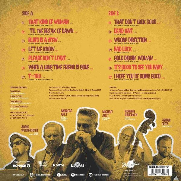 Albumcover mit Bandmitgliedern. Text listet Songtitel und Credits.