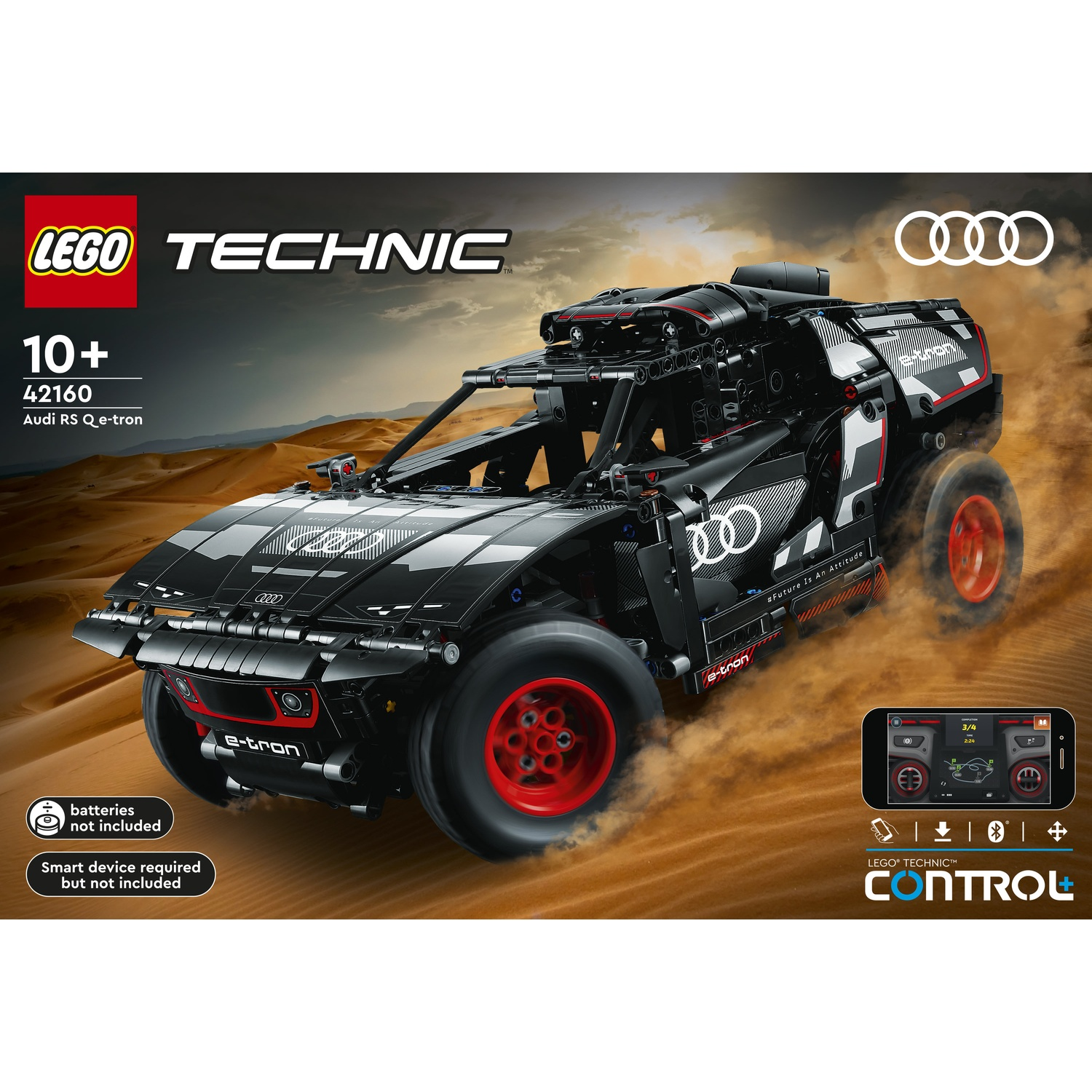 Un modello nero LEGO Technic Audi RS Q e-tron. L'auto è su uno sfondo sabbioso, con il logo LEGO e l'app di controllo.