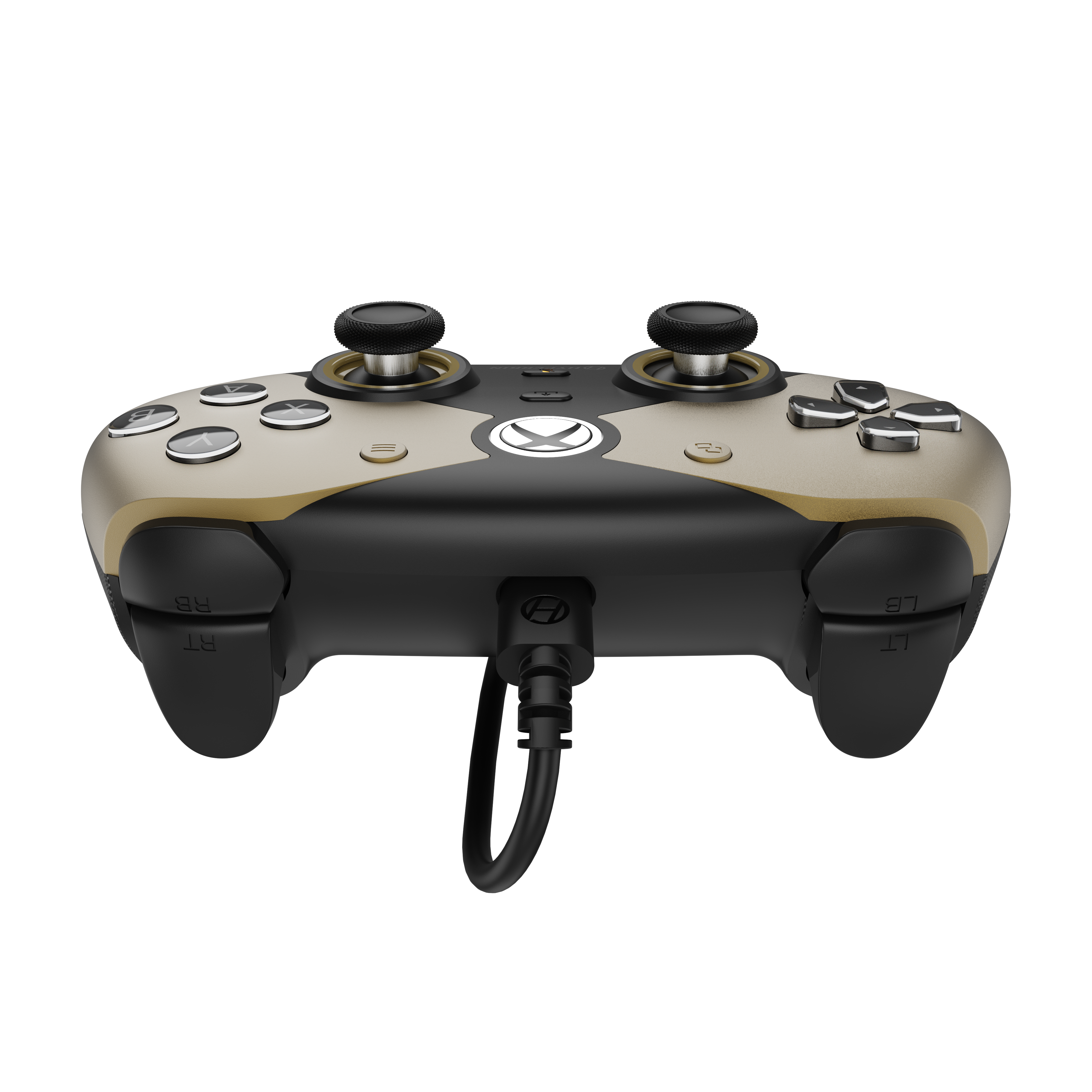 Ein gold-schwarzes Gamepad mit schwarzen Joysticks und Knöpfen, verbunden durch ein schwarzes Kabel vor schwarzem Hintergrund.