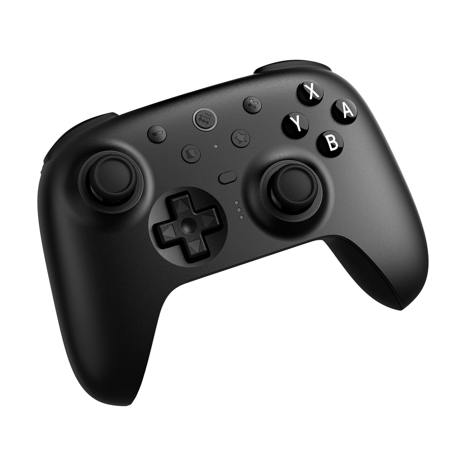 Schwarzer Gamecontroller mit Knöpfen, Joysticks und Steuerkreuz, isoliert auf weißem Hintergrund.