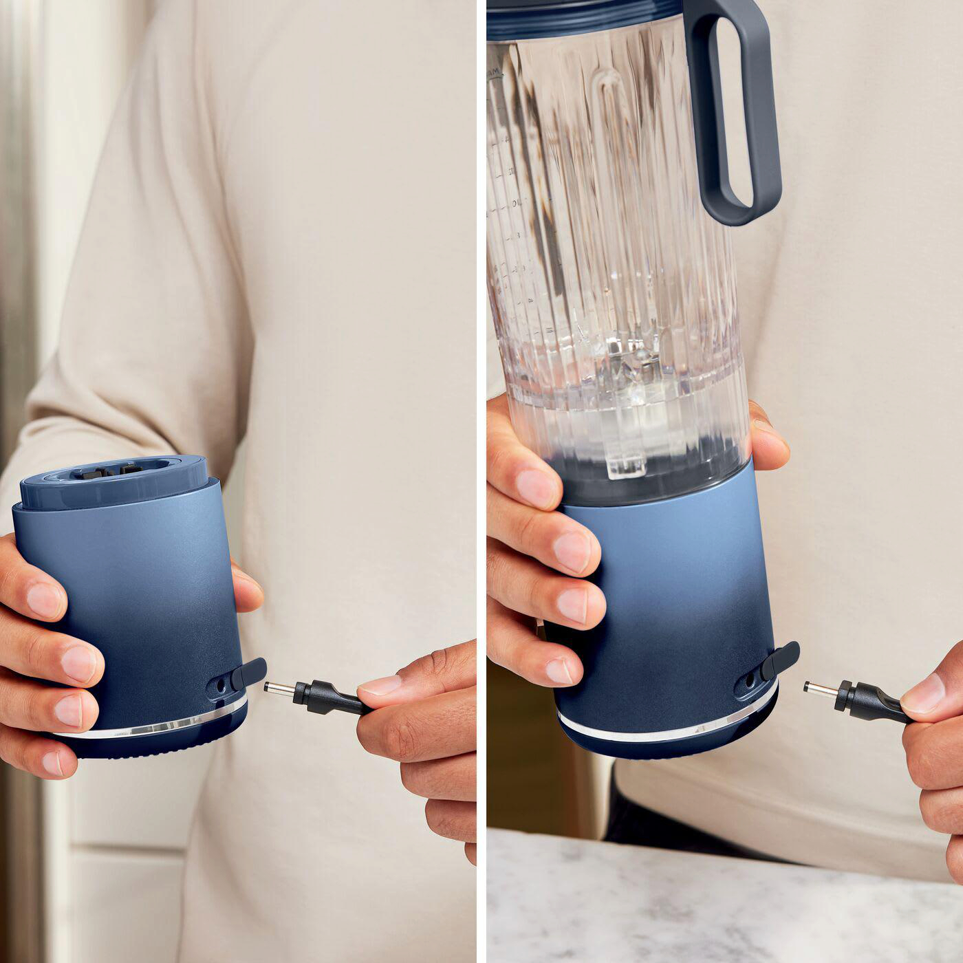 Hände halten die Basis und den Behälter eines Mixers. Ein schwarzer Netzadapter wird in die Basis gesteckt. Der Mixer ist blau.