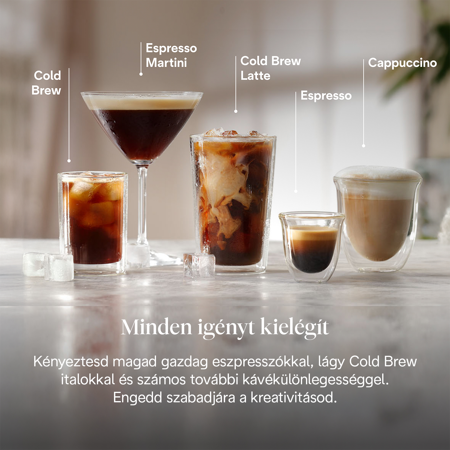 A képen különböző kávéitalok láthatók: Cold Brew, Espresso Martini, Cold Brew Latte, Espresso és Cappuccino, márvány felületen.