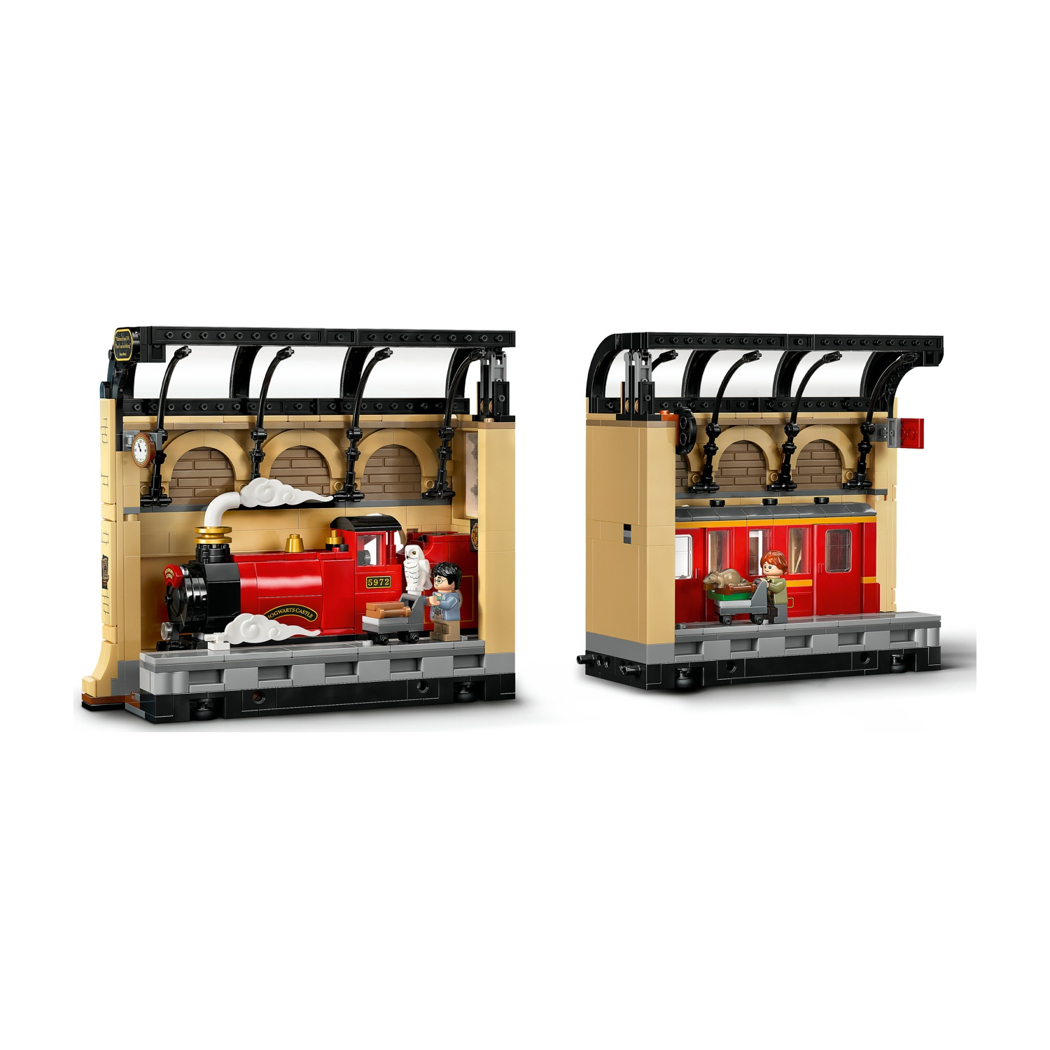 Set Lego di una stazione ferroviaria con un treno rosso e figure. Presenta una piattaforma e una struttura a tetto ad arco.