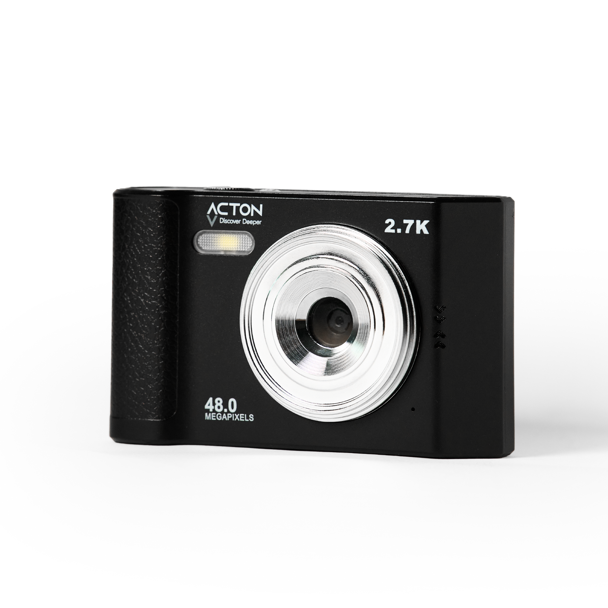 Gümüş lensli ve 48.0 megapiksel çözünürlüklü siyah bir ACTON kamera. Kamera beyaz bir arka plan üzerinde.