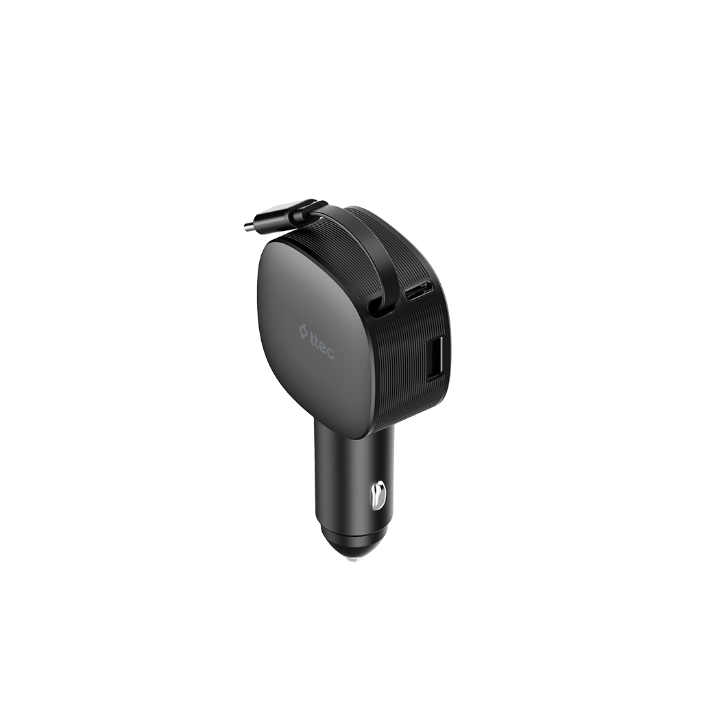Siyah araç şarj cihazı, USB portu, USB-C kablosu ve ttec logosu beyaz zeminde.