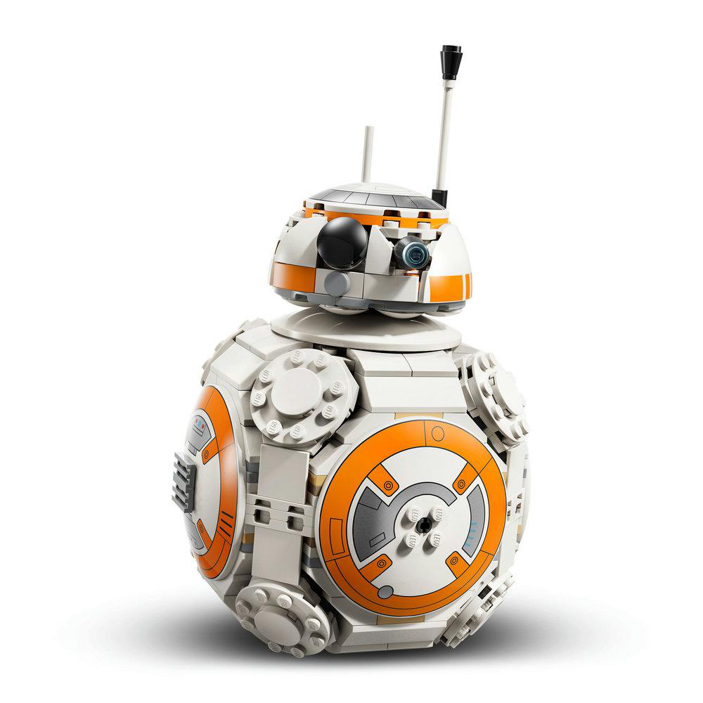 Ein Lego BB-8 Droide. Er hat einen weißen Körper mit orangefarbenen Akzenten und einen gewölbten Kopf. Er hat Antennen und einen schwarzen augenartigen Sensor.