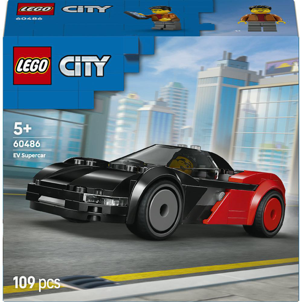 Lego City EV Supercar Box. Schwarzes und rotes Auto mit einer Minifigur darin. Blaues Lego City Logo und Hintergrundgebäude.