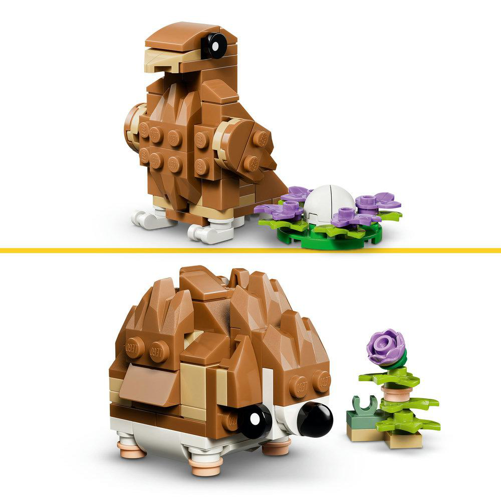 Zwei Lego-Tiermodelle: ein Vogel und ein Igel. Der Vogel ist braun und der Igel ist hellbraun. Es gibt auch Pflanzenmodelle.