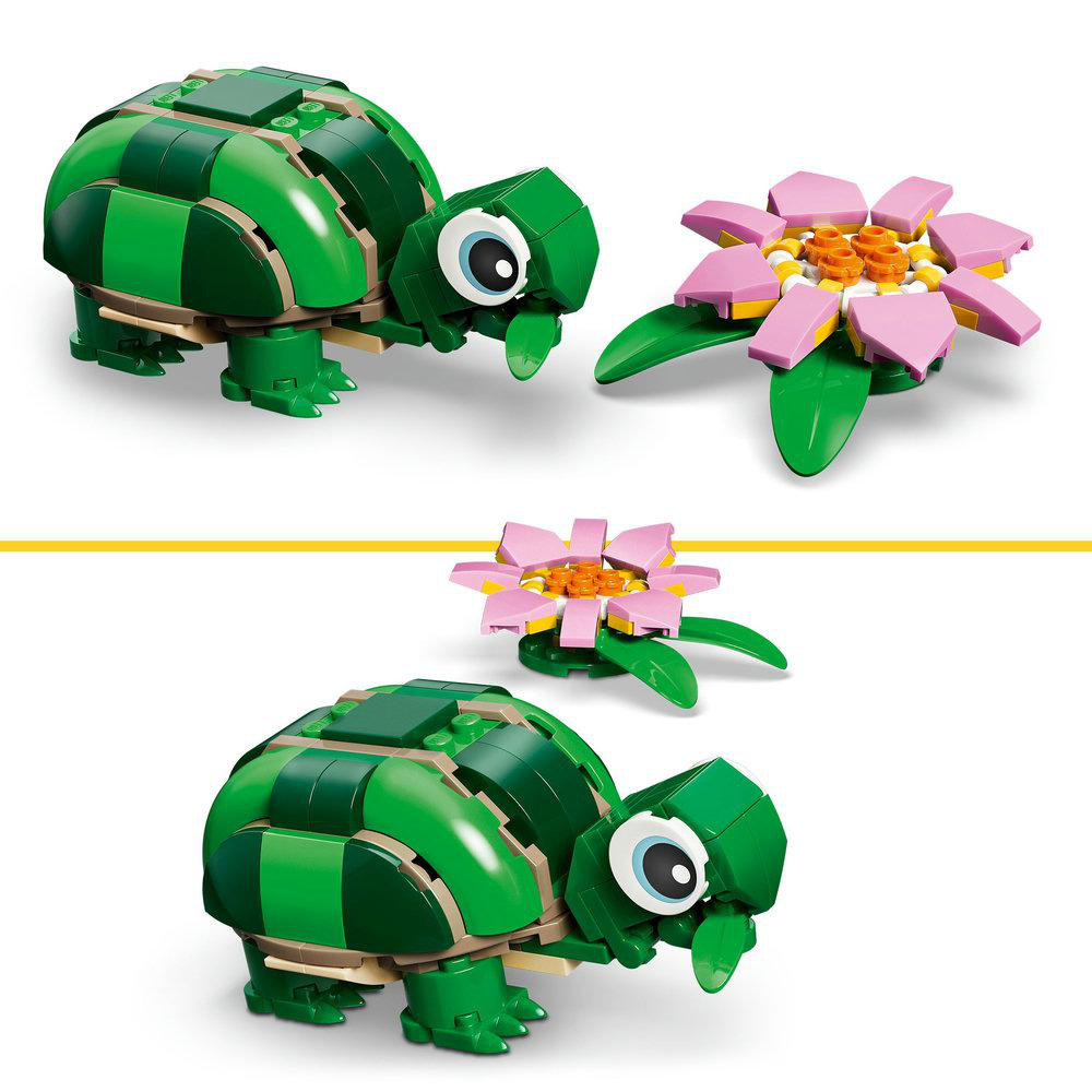 Das Bild zeigt zwei Lego-Schildkröten und zwei Lego-Blumen auf weißem Hintergrund. Die Schildkröten sind grün und die Blumen rosa.