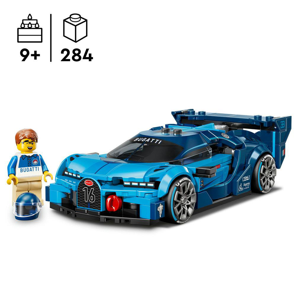 Blaues Lego Bugatti Rennwagenmodell mit Minifigur, Helm und Anleitung. Das Auto hat die Nummer 16.