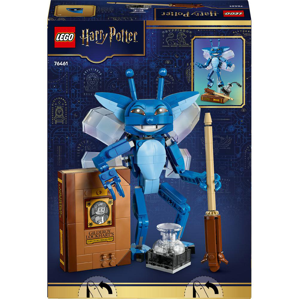 LEGO Harry Potter Set. Ein blaues Wesen mit Stift, Buch und Tintenfass. Die Box zeigt den Namen des Sets und ein Bild des Modells.
