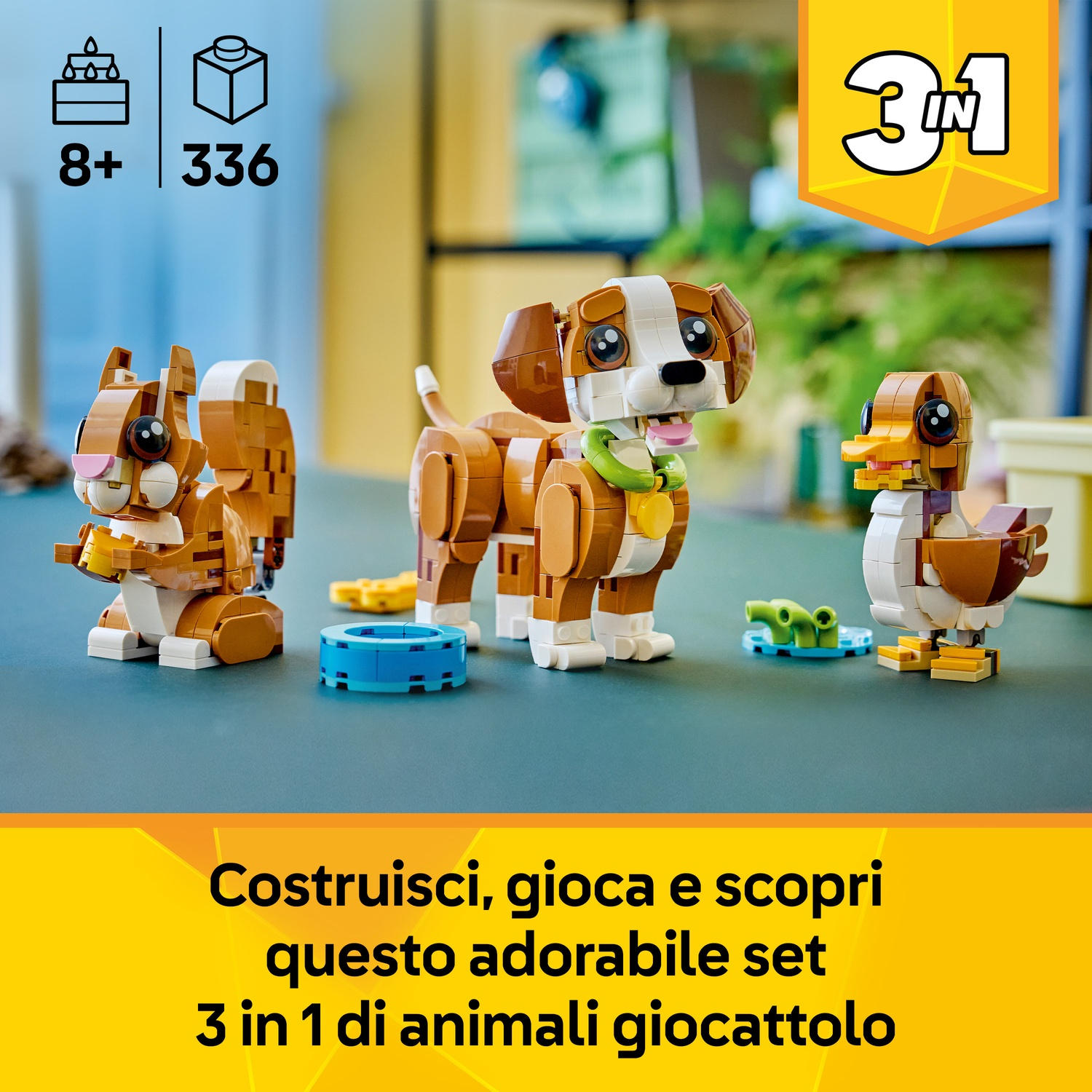 Un set Lego con uno scoiattolo, un cane e un'anatra. Il set include 336 pezzi ed è adatto dai 8 anni in su. Lo sfondo è sfocato.
