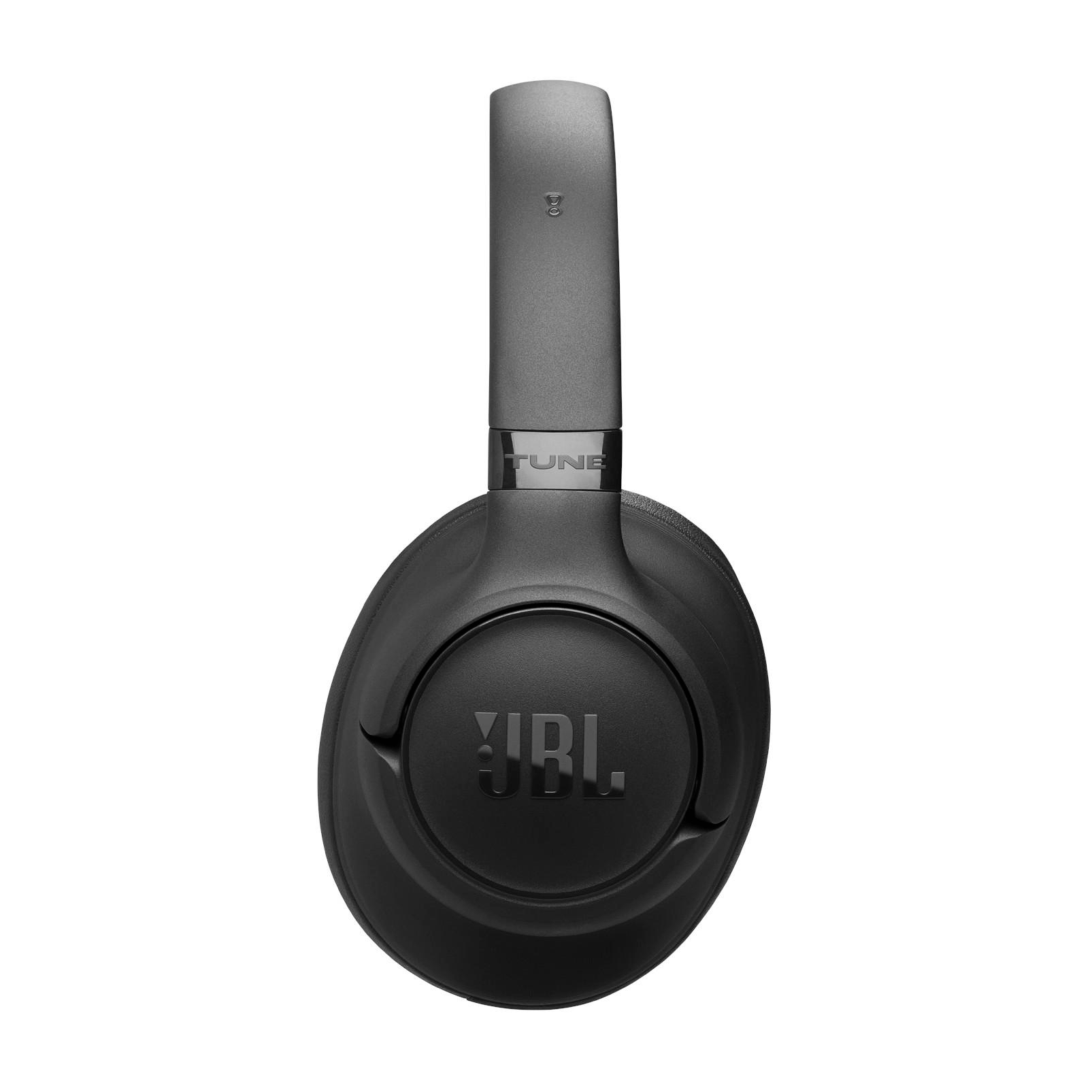 Schwarze JBL Tune 760NC Kopfhörer auf weißem Hintergrund. Sichtbar sind Ohrmuscheln, Kopfband und JBL-Logo.
