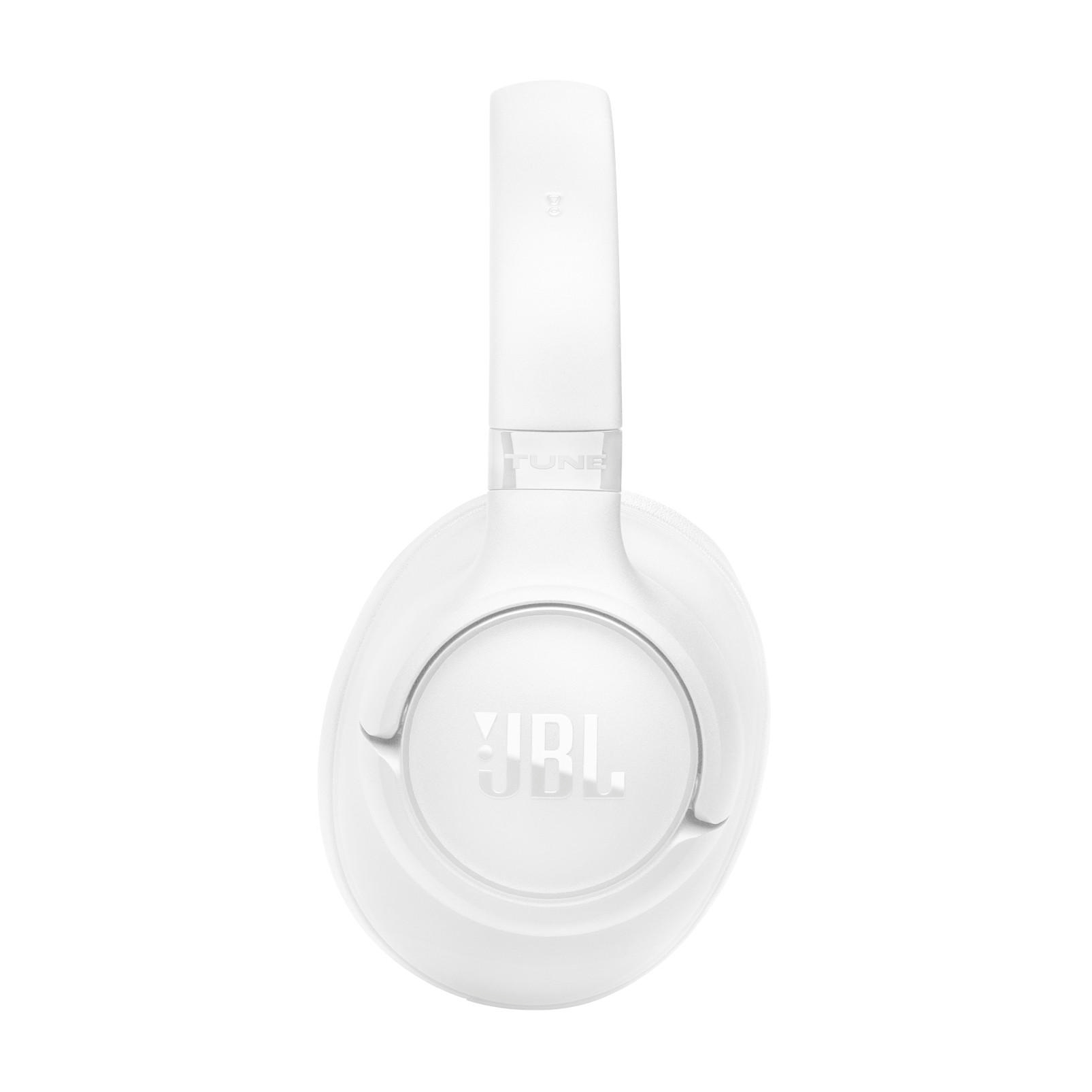 Weiße JBL-Kopfhörer auf weißem Hintergrund. Die Kopfhörer sind zentriert und zeigen Ohrmuscheln und Kopfband.