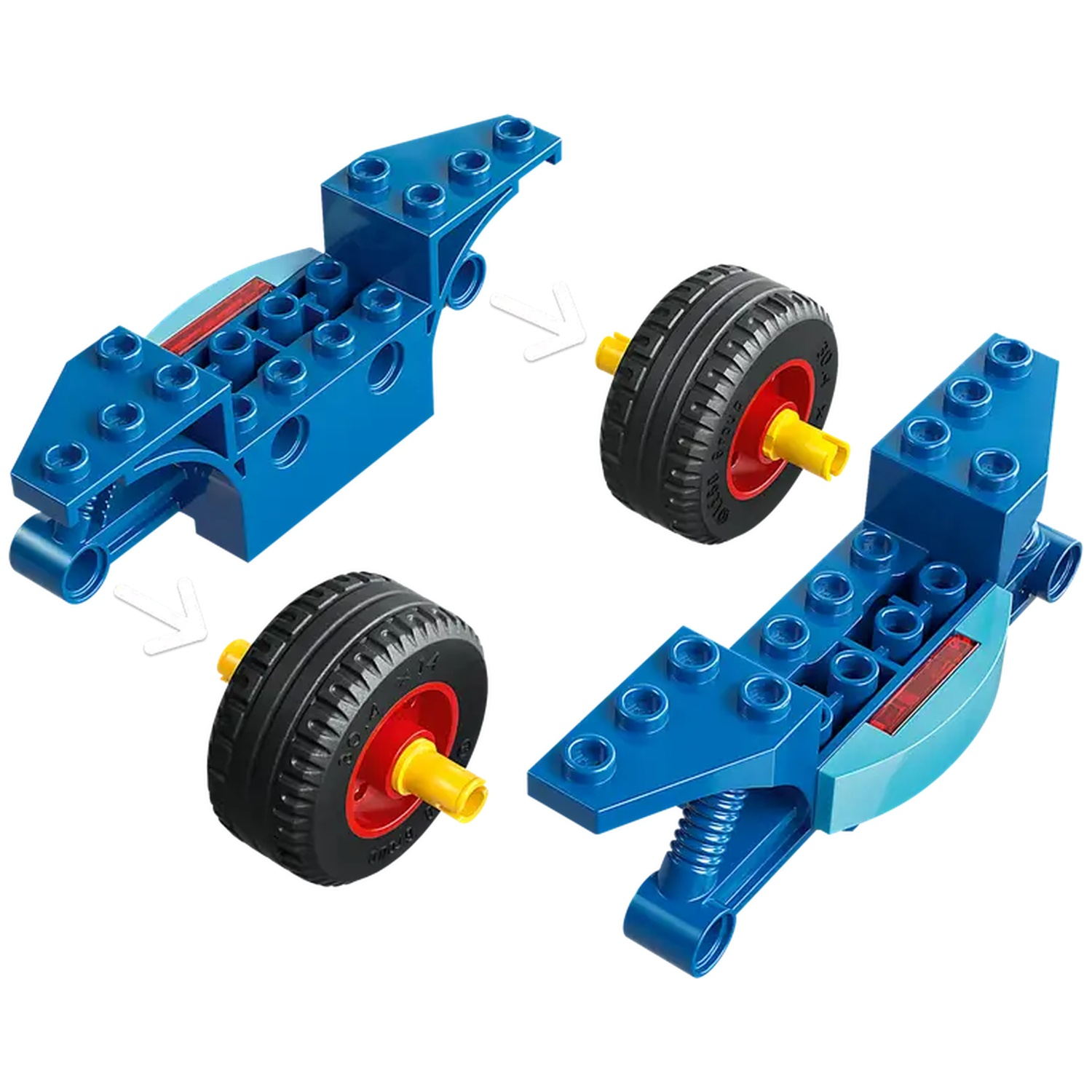 Blauwe speelgoedauto-onderdelen: twee chassis en twee wielen met gele assen. De wielen zijn zwart met rode centers.