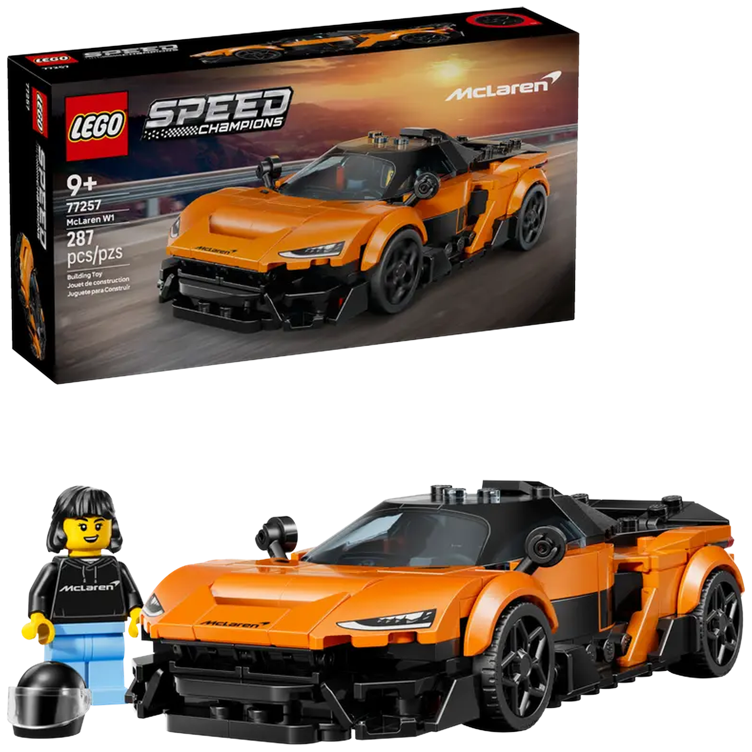 Een oranje en zwarte Lego McLaren W1 autoset met een Lego minifiguur en een helm. De doos is ook aanwezig.