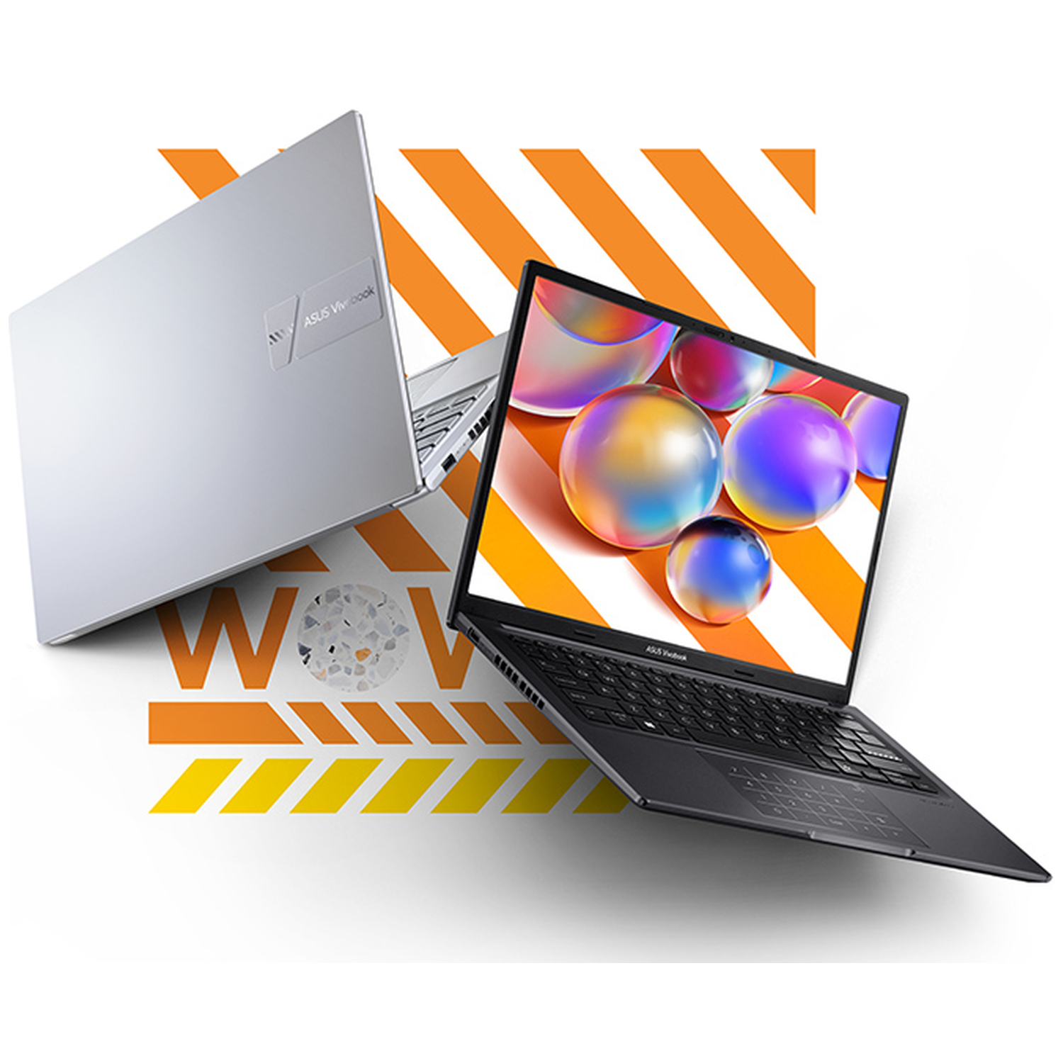 Twee Asus Vivobook laptops. Eén zilver, de andere zwart met kleurrijke bollen op het scherm. Oranje en gele strepen op de achtergrond.