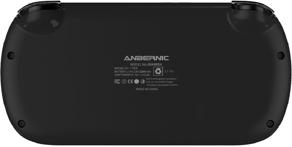 Tył czarnego urządzenia do gier przenośnych ANBERNIC RG40XXH. Szczegóły obejmują informacje o modelu, specyfikacje baterii i ostrzeżenia dotyczące bezpieczeństwa.
