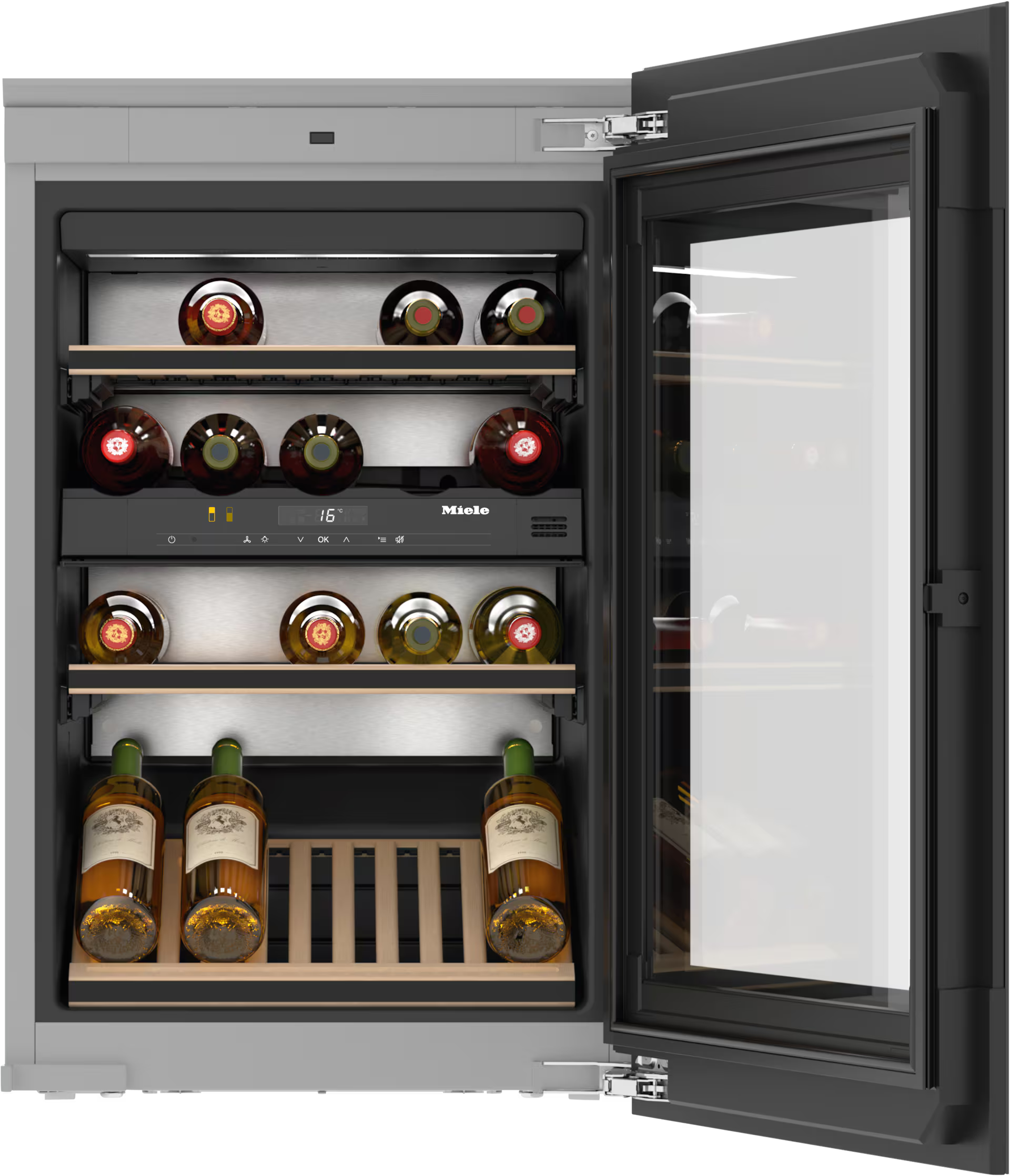 Offener Weinkühlschrank mit verschiedenen Weinflaschen auf Regalen. Die Tür ist geöffnet. Miele-Logo sichtbar.