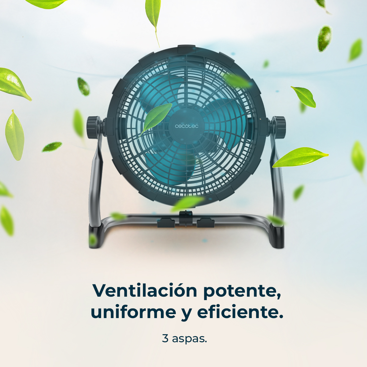 Un ventilador negro con aspas azules rodeado de hojas verdes. Texto: Ventilación potente, uniforme y eficiente. 3 aspas.