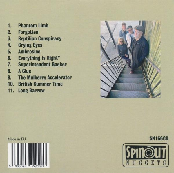Albumcover mit Trackliste und Foto einer Gruppe auf Treppen.
