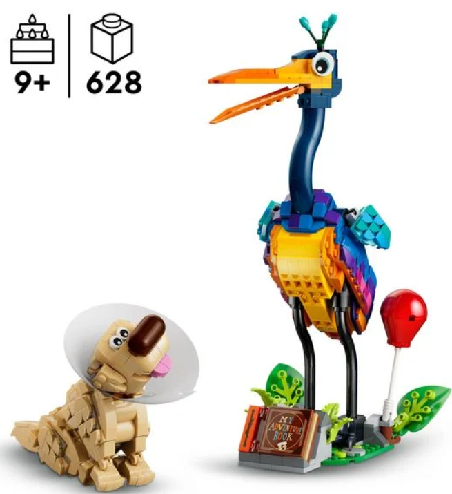 LEGO Modelle von Dug dem Hund und Kevin dem Vogel aus dem Film Oben, mit Buch und Ballon.