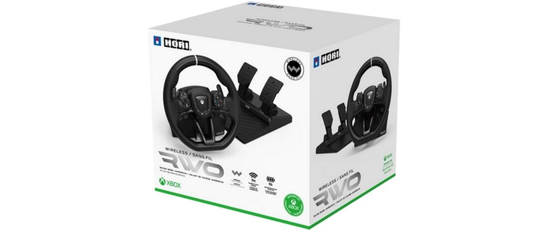 Un volante y pedales de carreras Hori RWO negros en su caja blanca, con marca Xbox.