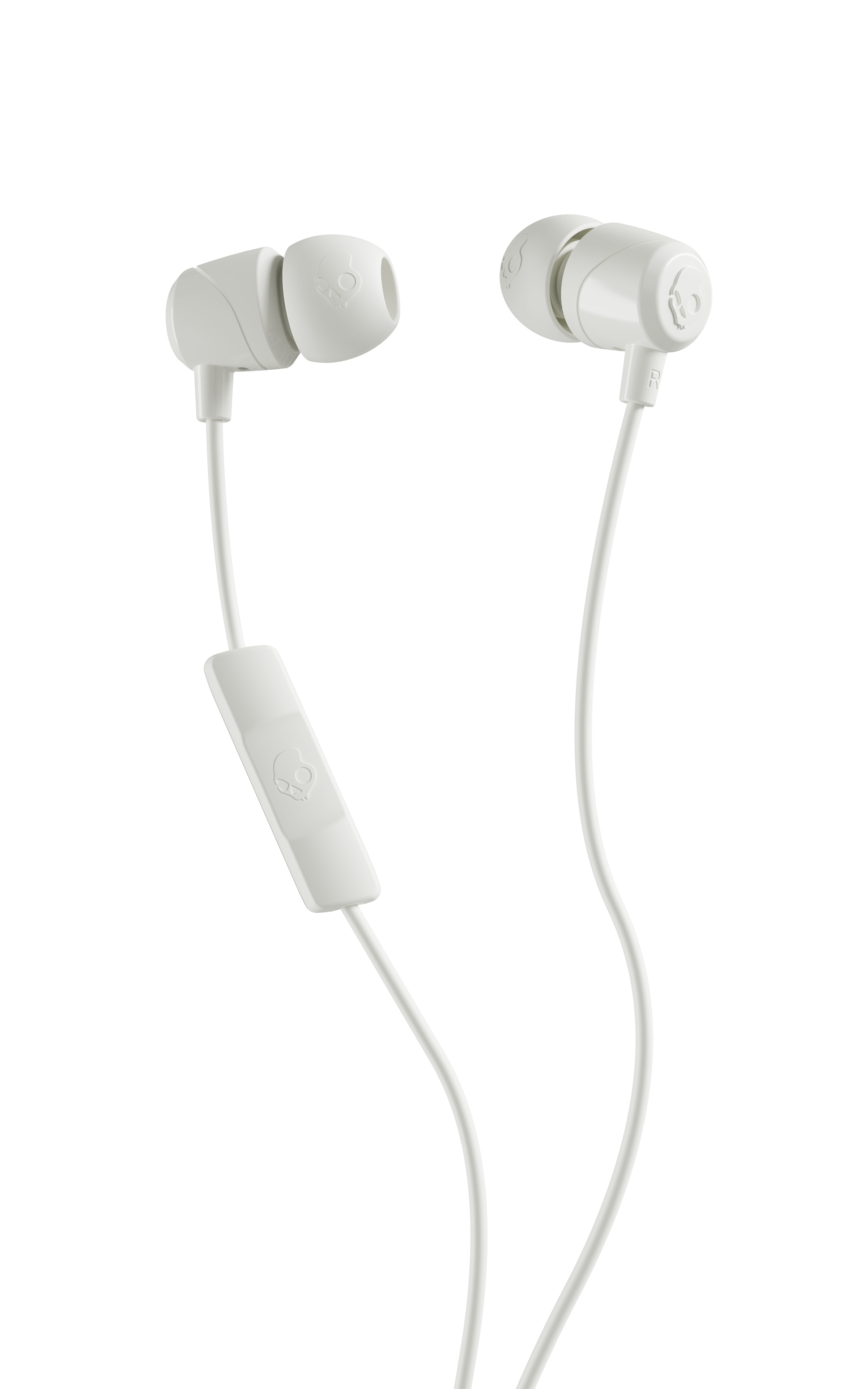 Weiße In-Ear-Kopfhörer mit Skull-Logo undinline-Fernbedienung.